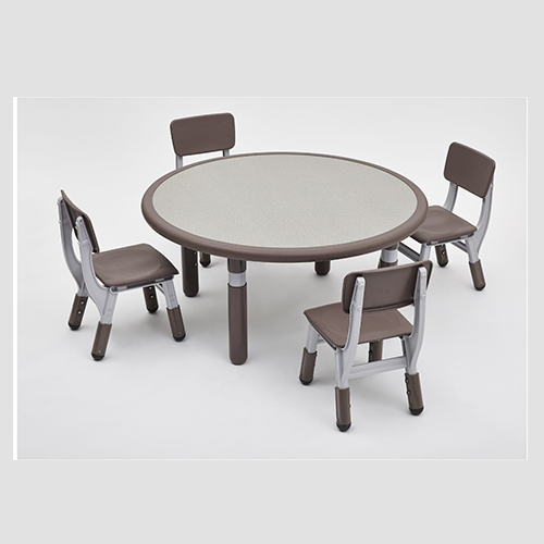 Gold-Round-Table